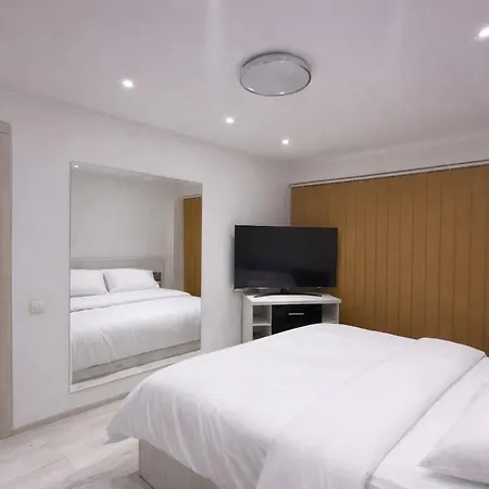 公寓 One Bedroom 布加勒斯特